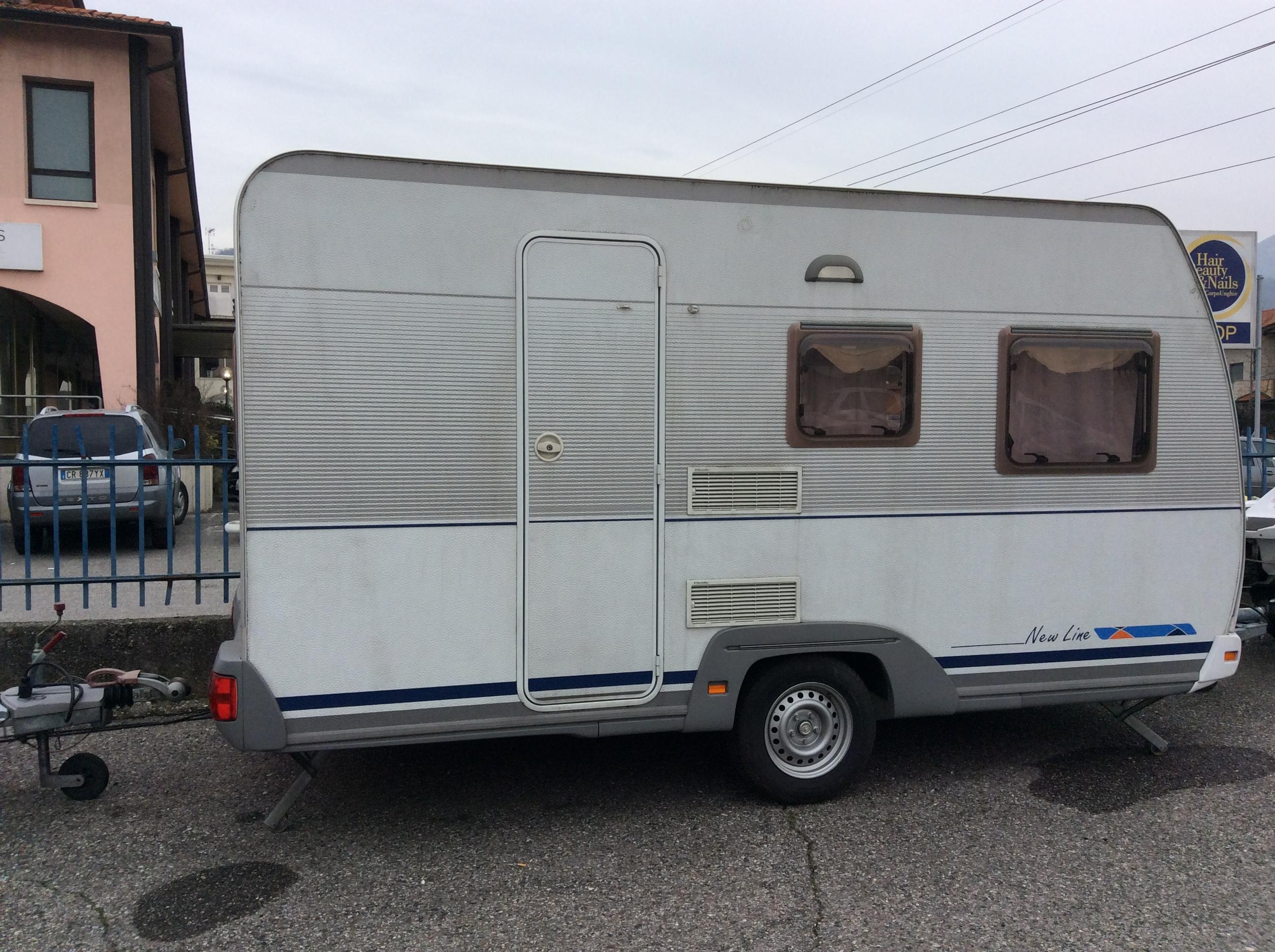 Hire campervan in north italy , rental motorhome in italy, travel ... Camper moquette